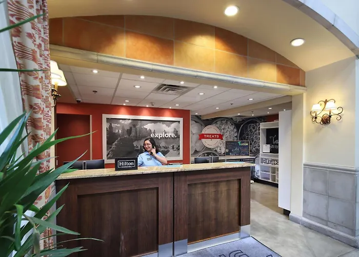 Hotel Hampton & Tucson Mall Casas Adobes