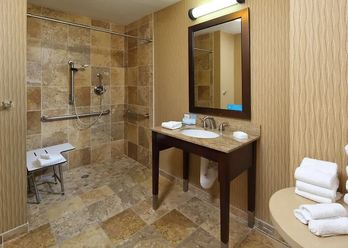 Hotel Hampton & Tucson Mall