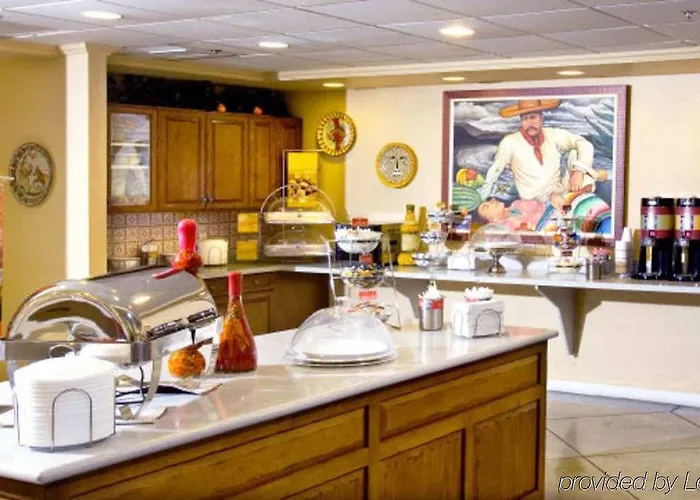 Hampton & Tucson Mall Casas Adobes